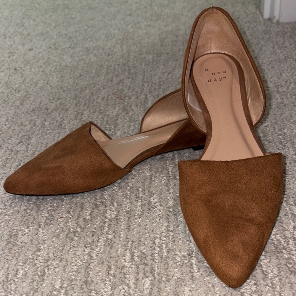 A New Day Women's Cognac Pointed Flats